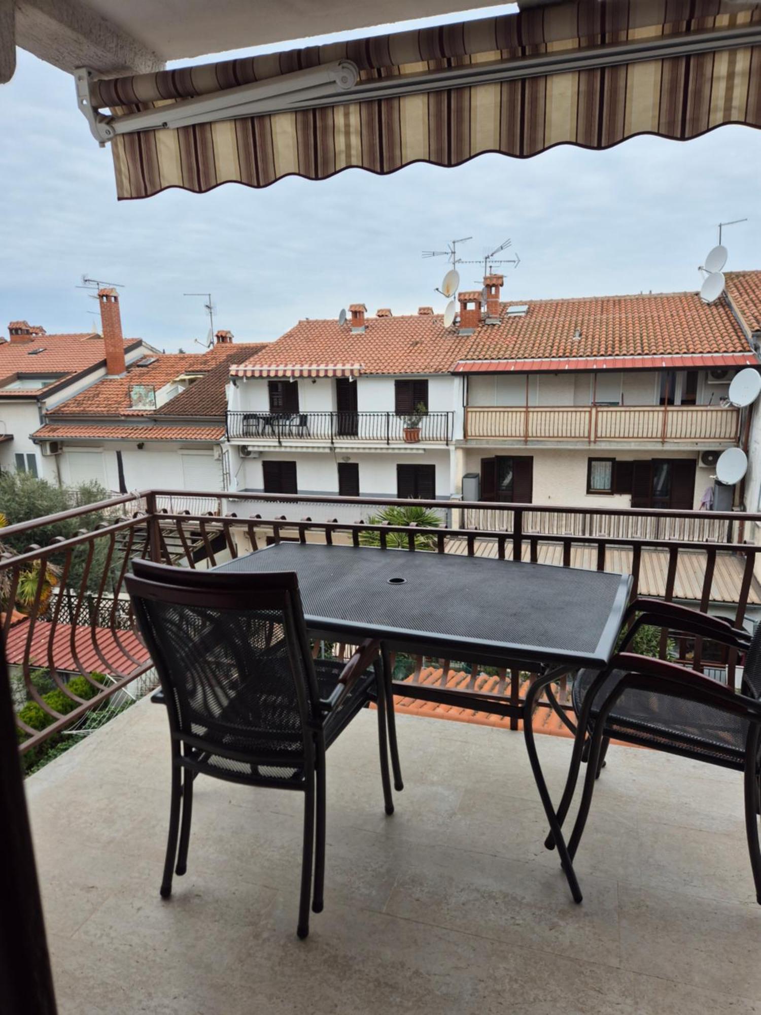 Apartments Antolovic เวอร์ซาร์ ภายนอก รูปภาพ
