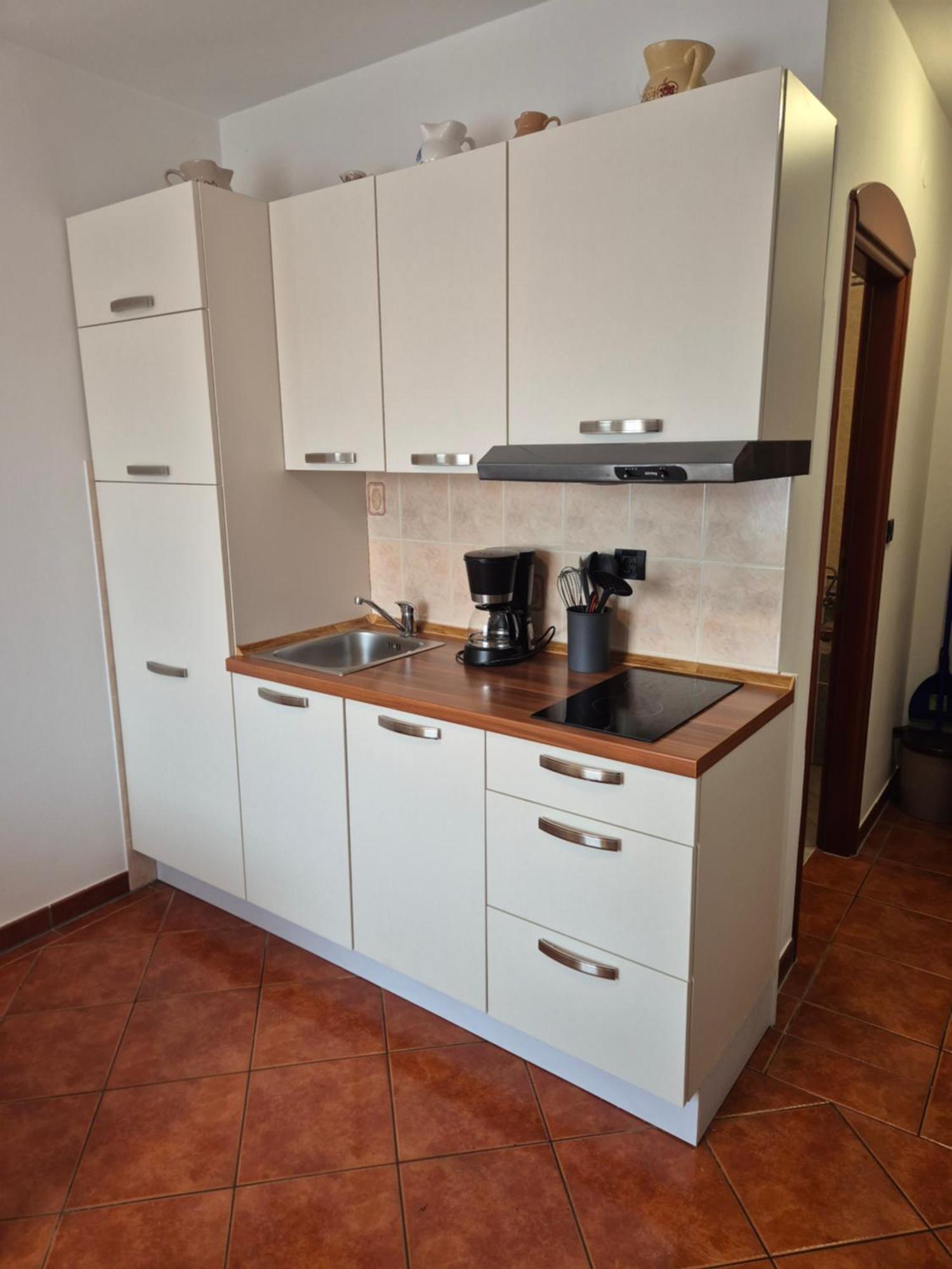Apartments Antolovic เวอร์ซาร์ ภายนอก รูปภาพ