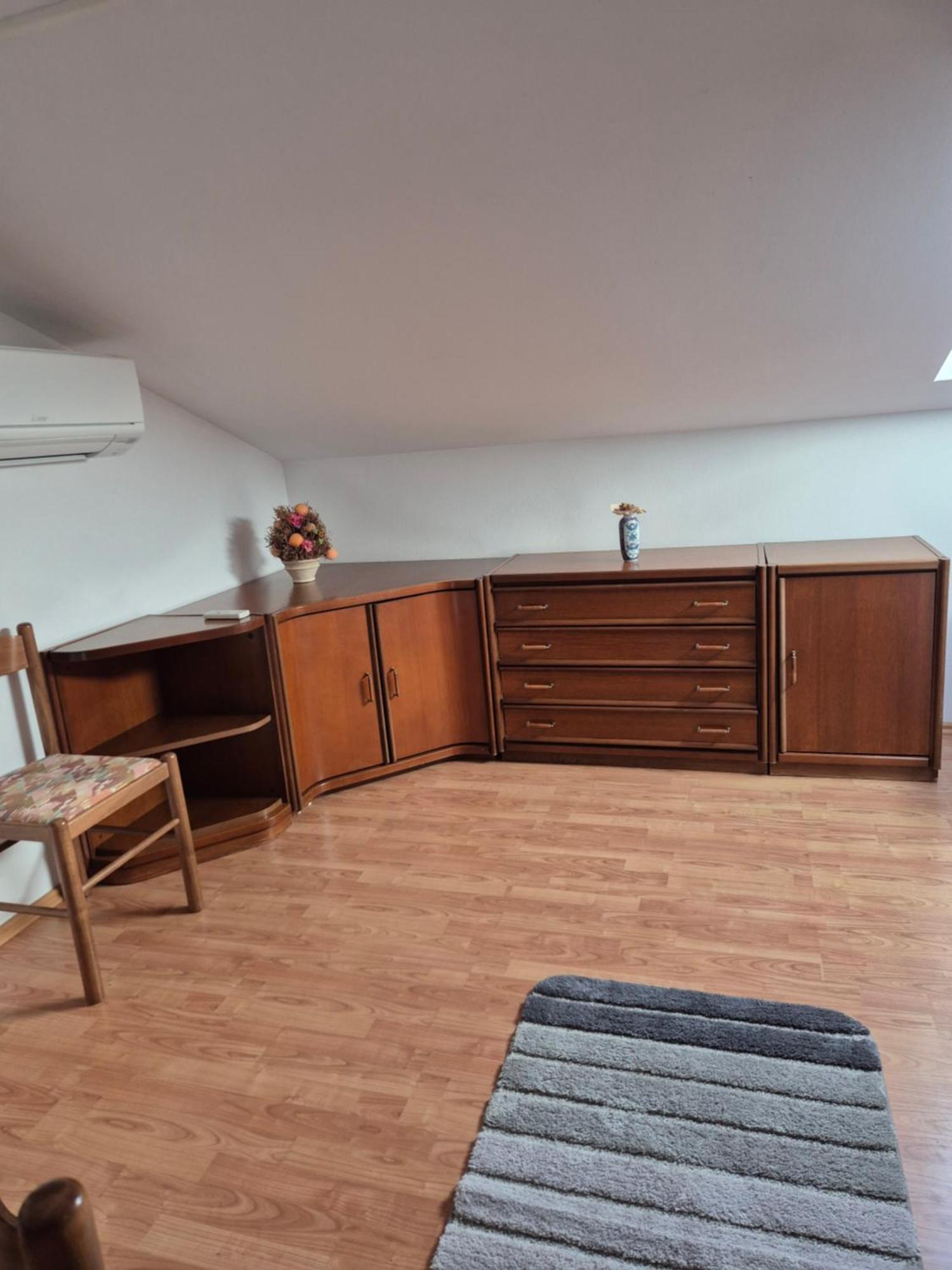 Apartments Antolovic เวอร์ซาร์ ภายนอก รูปภาพ